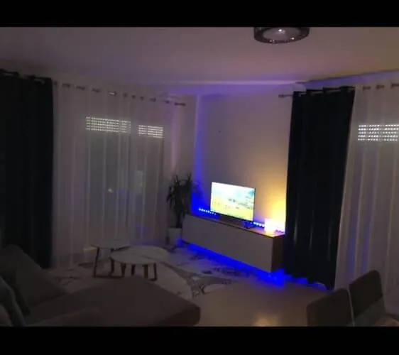 דירה 5 Maj, טיראנה